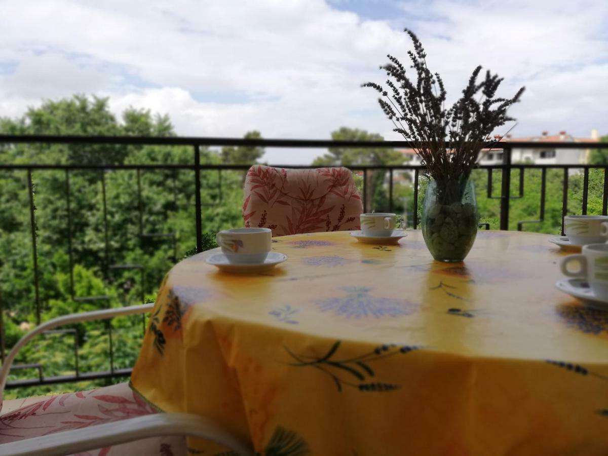 Apartment Marina Malinska Ngoại thất bức ảnh
