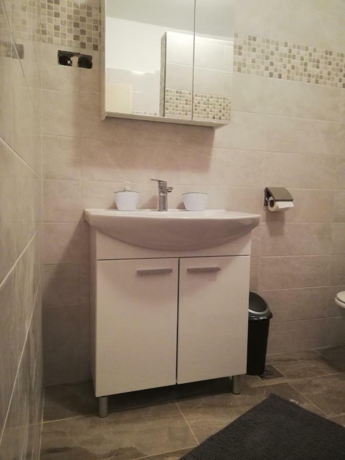 Apartment Marina Malinska Ngoại thất bức ảnh